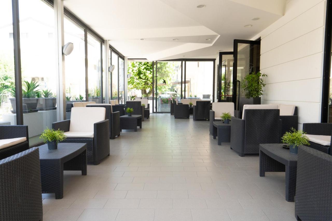 Hotel Tiglio 리미니 외부 사진